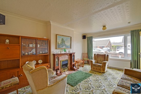 Lindale Crescent, Burnley - Photo 3