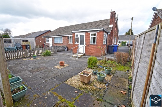 Lindale Crescent, Burnley - Photo 10