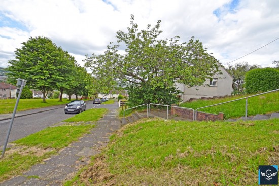Deerstone Avenue, Burnley - Photo 2