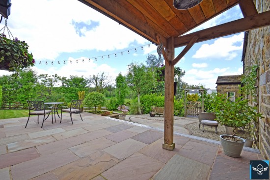 Long Causeway, Cliviger, Burnley - Photo 22