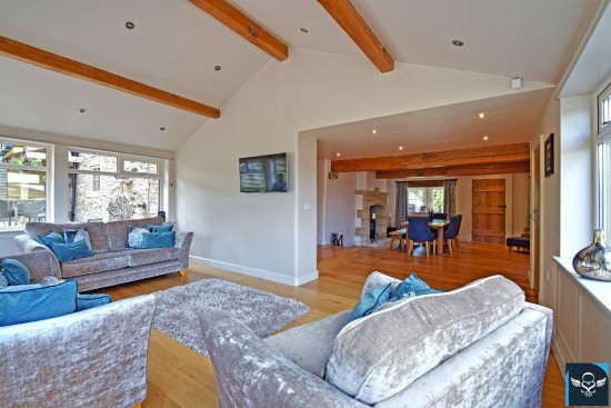Long Causeway, Cliviger, Burnley - Photo 9
