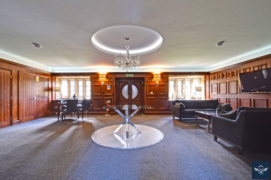 Holme Hall, Burnley Road, Cliviger - Photo 2