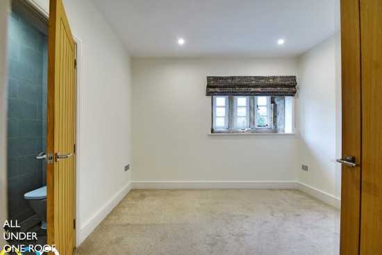 Holme Hall, Burnley Road, Cliviger - Photo 12
