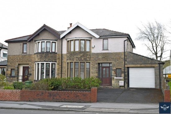 Burnley Road, Colne - Photo 1 Burnley Road, Colne - Photo 1