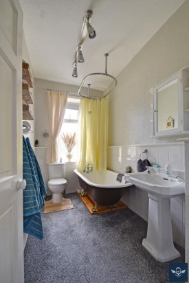 Rushton Avenue, Earby - Photo 11