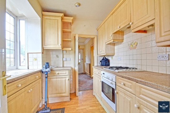 Brunshaw Road, Burnley - Photo 5