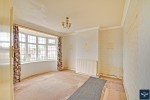 Brunshaw Road, Burnley - Thumbnail 7