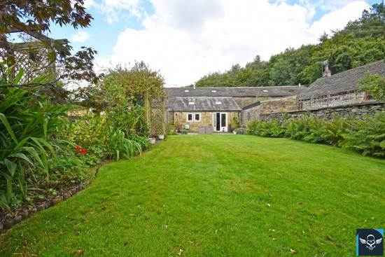 Moorfell Barn, Hurstwood Village, Burnley - Photo 12