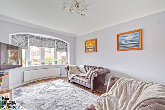 Highfield Avenue, Burnley - Photo 3