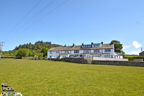 Catlow Row, Southfield, Burnley - Photo 2