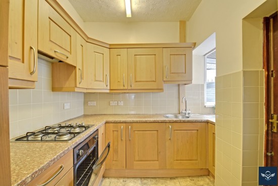 Hollingreave Road, Burnley - Photo 6