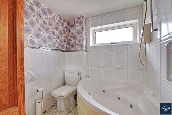 Brantfell Drive, Burnley - Photo 9