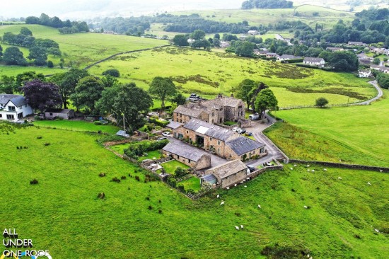 Barcroft Barn, Cliviger - Photo 1