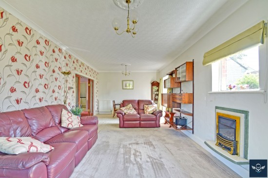 Lyndale Road, Hapton - Photo 3
