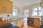 Red Lees Avenue, Cliviger, Burnley - Thumbnail 3
