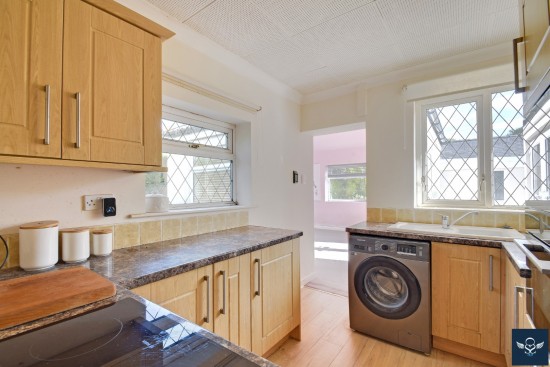 Red Lees Avenue, Cliviger, Burnley - Photo 3