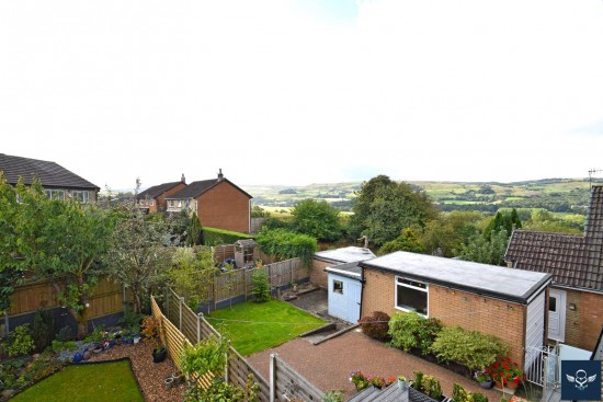 Hollins Avenue, Cliviger - Photo 2