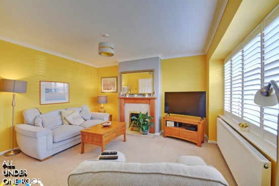 Hollins Avenue, Cliviger - Photo 3