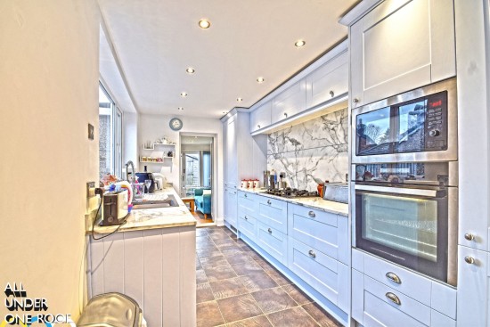 Rosehill Road, Colne - Photo 4