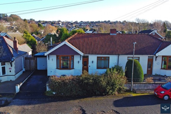 Ainsdale Avenue, Burnley - Photo 1
