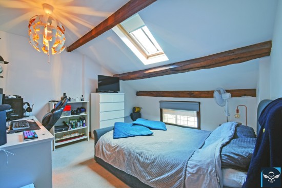 Moorfell Barn, Hurstwood Village - Photo 12