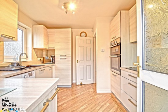 Plane Tree Close, Burnley - Photo 5