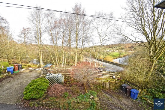 Pendle Bridge, Burnley - Photo 7