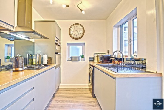 Briercliffe Road, Burnley - Photo 4