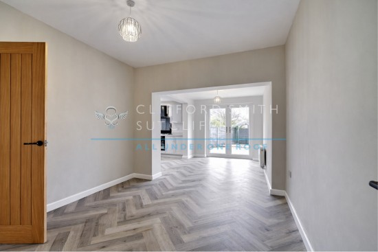 Prairie Crescent, Burnley - Photo 4