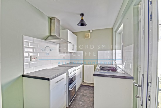 Holmsley Street, Burnley - Photo 4