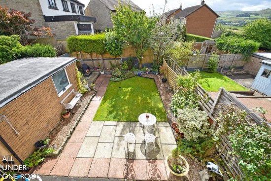 Hollins Avenue, Cliviger - Photo 15