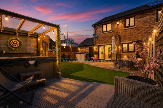 Berwick Drive, Burnley - Photo 2