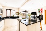 Berwick Drive, Burnley - Thumbnail 8