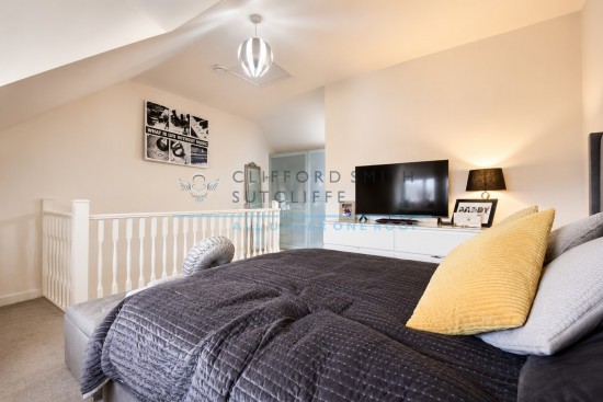 Lambert Drive, Burnley - Photo 12