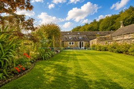 Hurstwood Village, Worsthorne