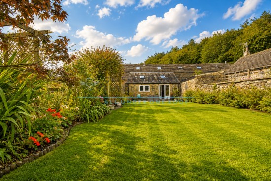 Moorfell Barn, Hurstwood Village, Worsthorne - Photo 31