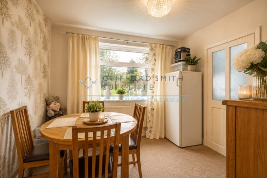 Cunningham Grove, Burnley - Photo 4