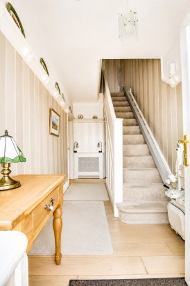 Brunshaw Road, Burnley - Photo 3